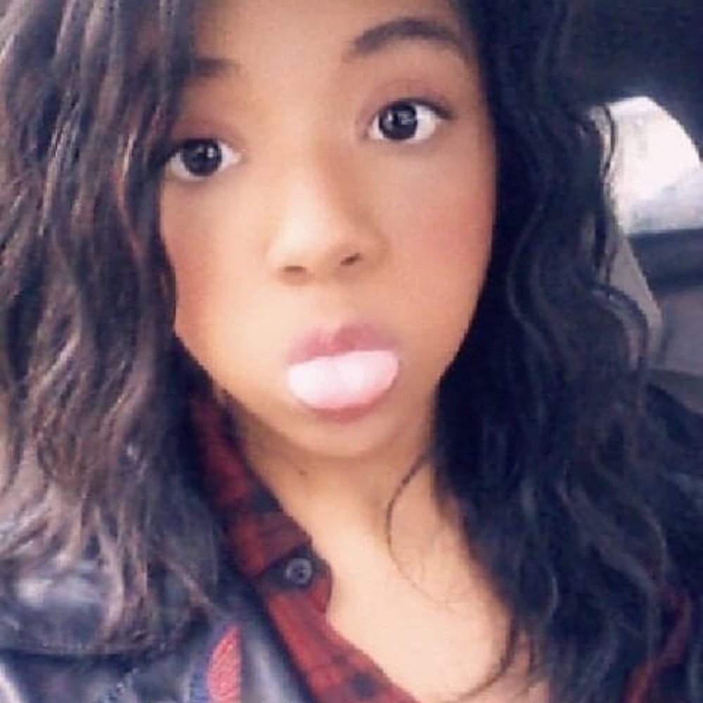 Meet your Posher, Lethia